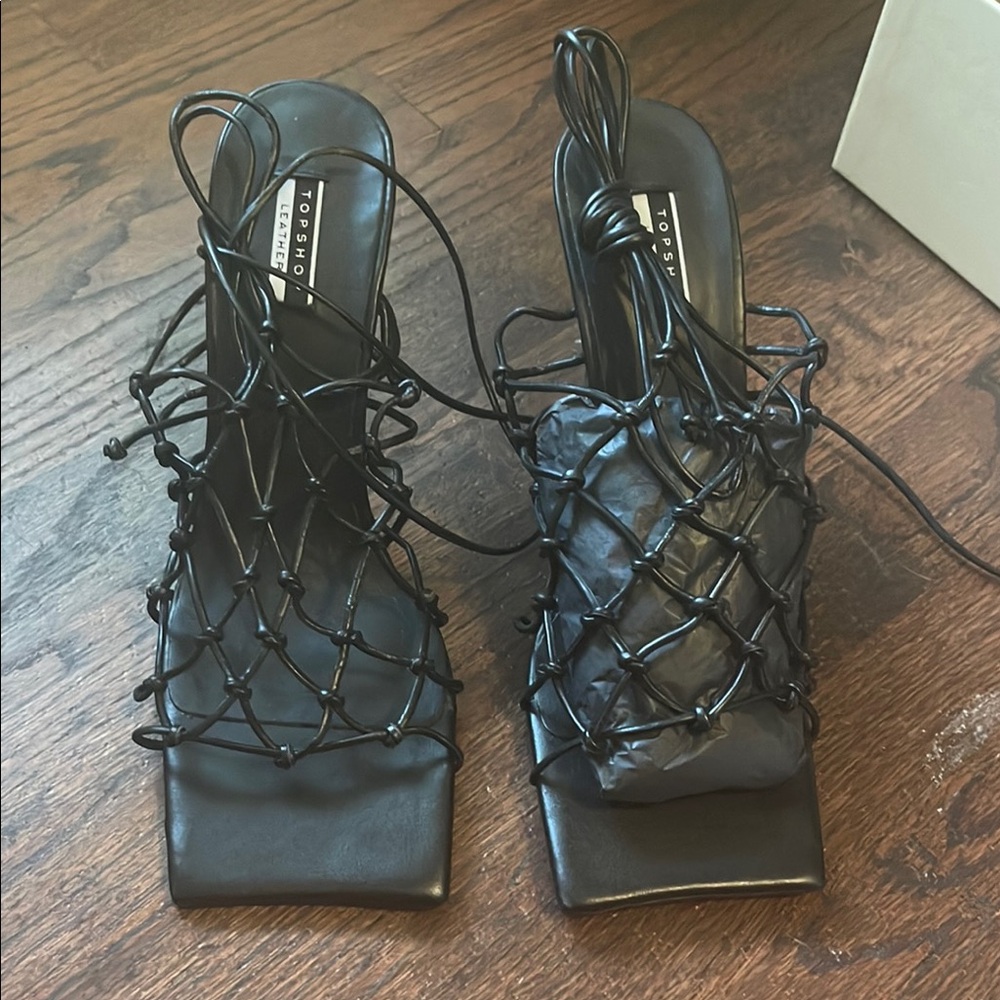 Topshop Leather Black Strappy Women's Shoes - Picture 5 of 5